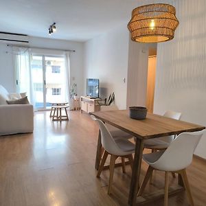 Atractivo 3 Ambientes Con Estilo, Balcon Y Luz